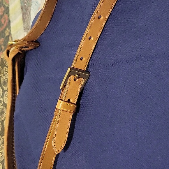 Dooney & Bourke Bubble Logo Print w/Dustbag - Picture 13 of 15